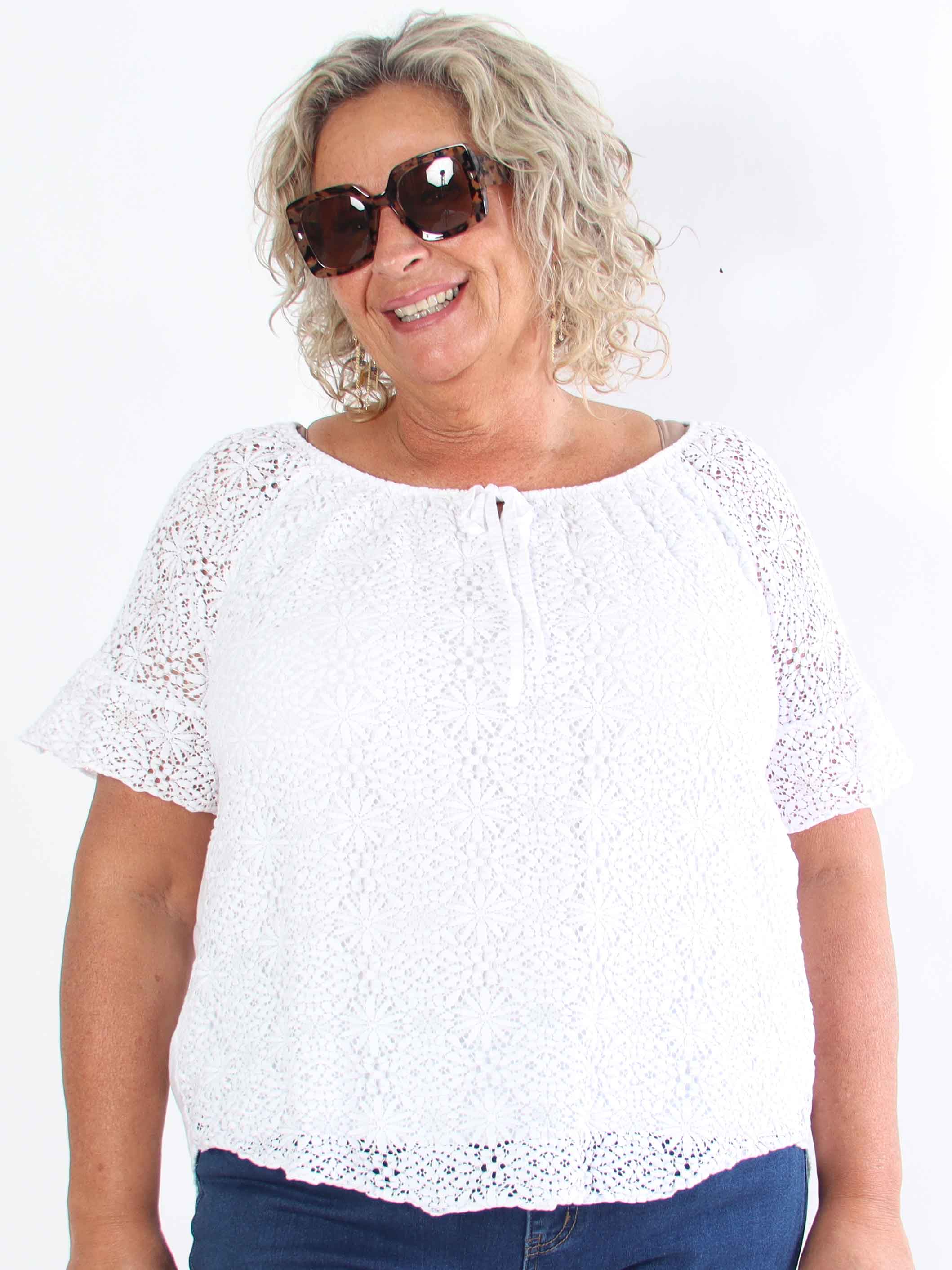 Elisa - Plus size-tunika i bomull med spets och elastisk halsringning